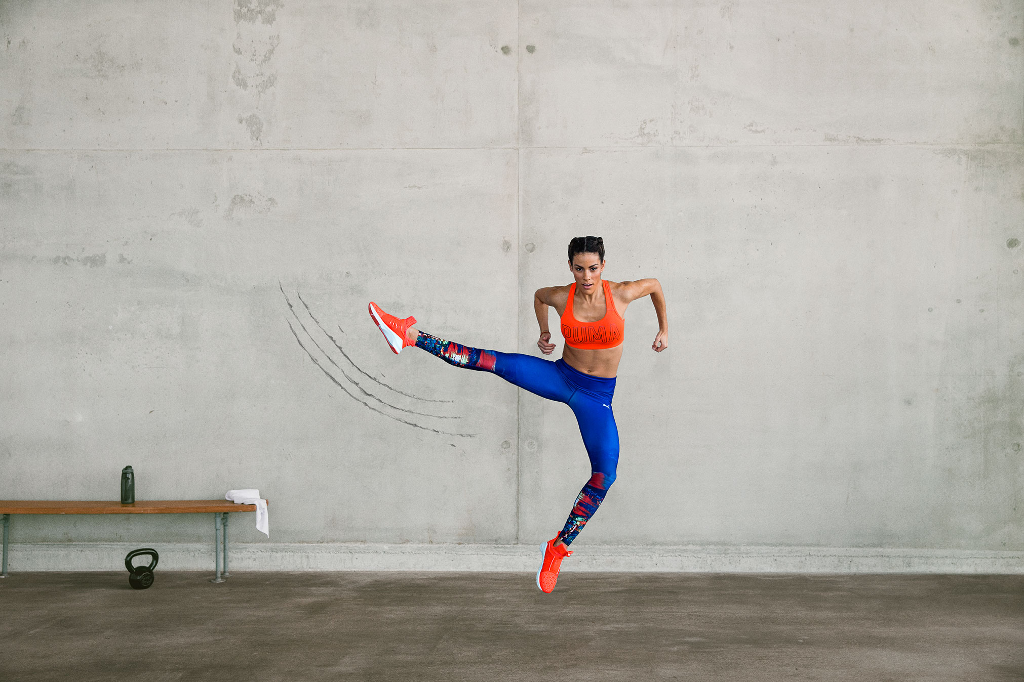 бегущий человек. профессиональный бег. Sport brings. Sport brings. Champion athlete.